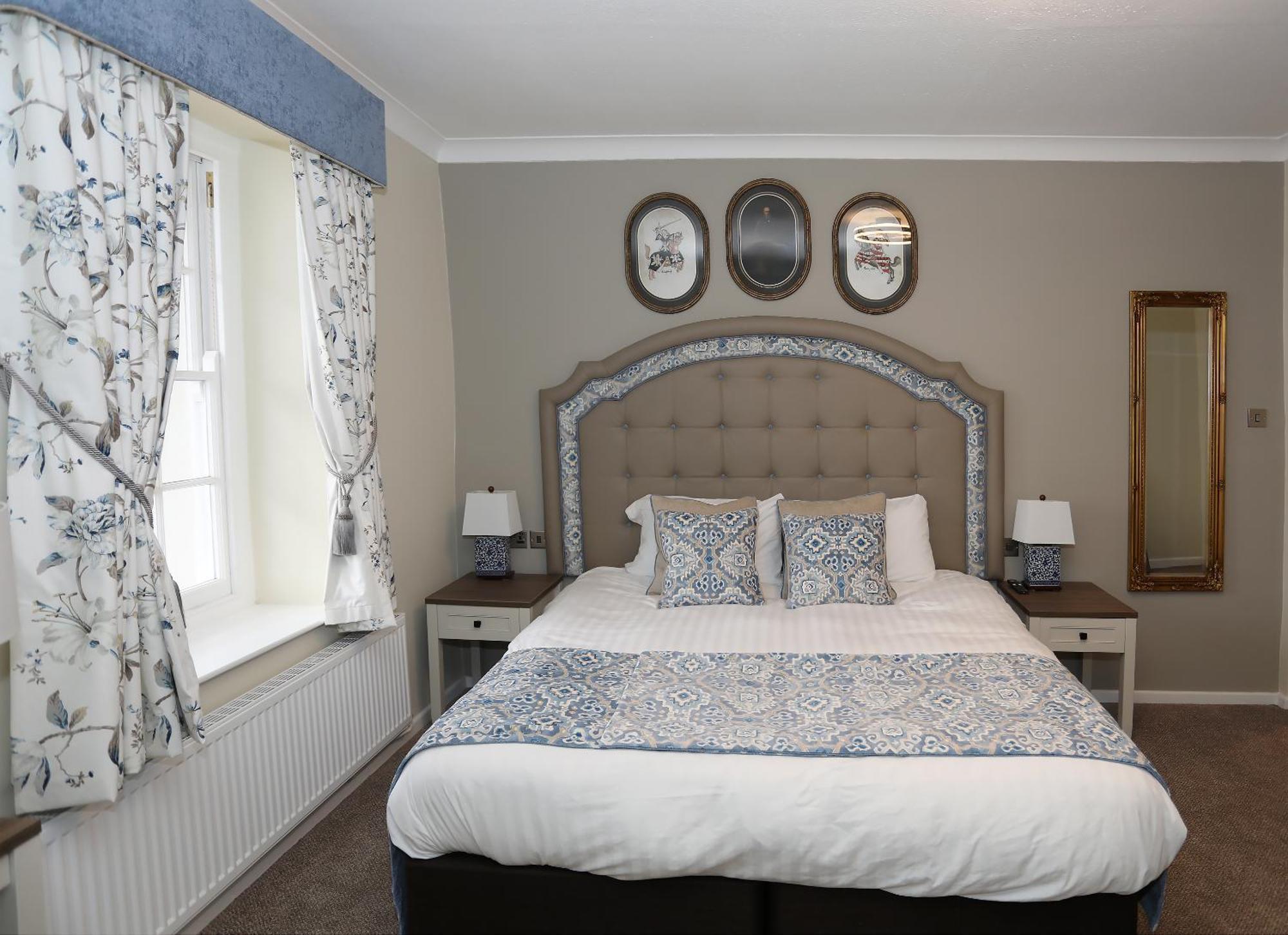 The Castle Of Brecon Hotel, Brecon, Powys Eksteriør bilde