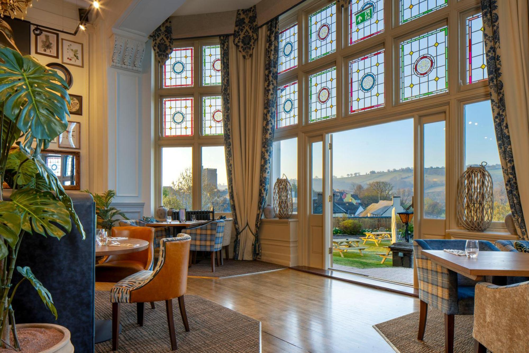 The Castle Of Brecon Hotel, Brecon, Powys Eksteriør bilde