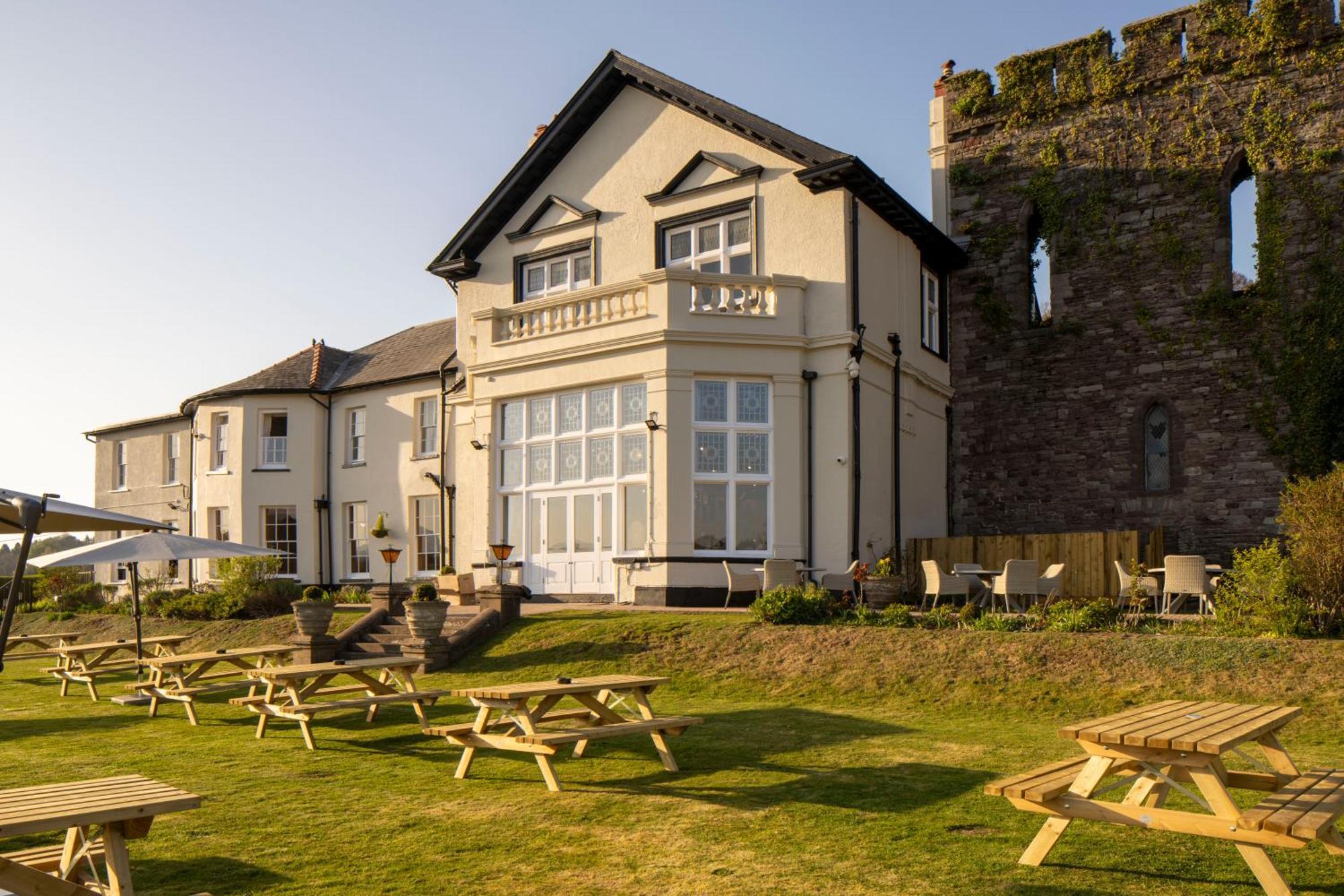 The Castle Of Brecon Hotel, Brecon, Powys Eksteriør bilde