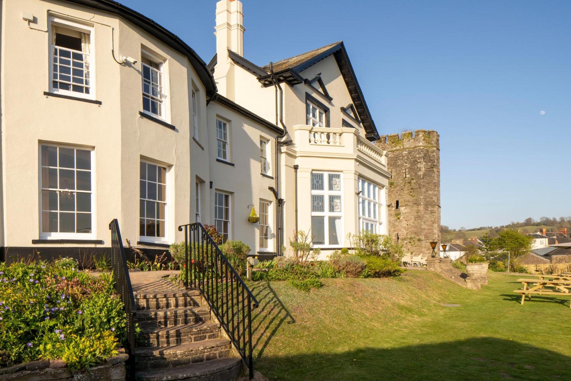 The Castle Of Brecon Hotel, Brecon, Powys Eksteriør bilde